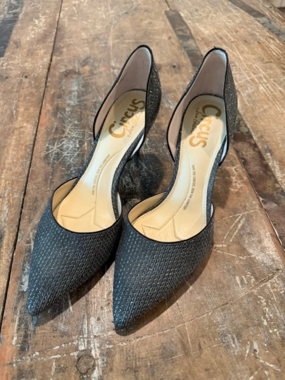 Circus by Sam Edelman Black Textured Pointed D'Orsay Heels